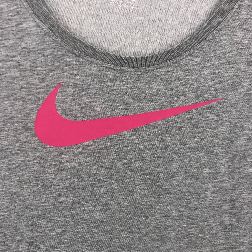Nike Shirt Womens Large Dri Fit Athletic Cut Workout Shirt Swoosh - Picture 2 of 8